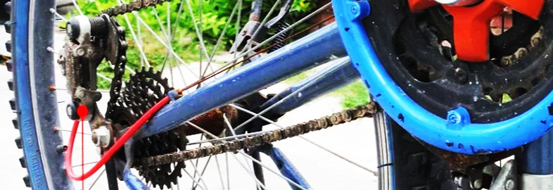 How To Fix Bike Gears - Placing derailleur