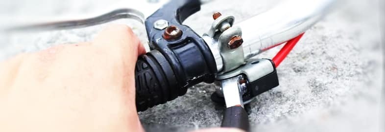 How To Fix Bike Gears - Shift the gears and keep doing this till you find the problem