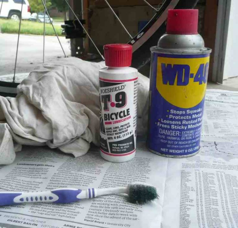 How to Clean a Bike Chain Like a Pro Mechanic? Complete Guide