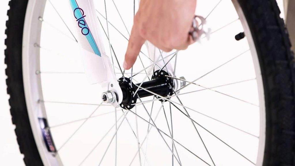 Reinstall the wheel - how to patch a tube